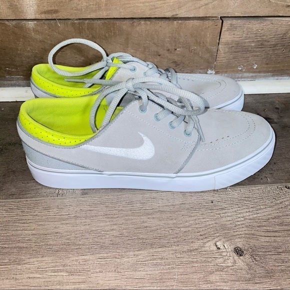 Nike Shoes - Stefan Janoski SB shoes NIKE